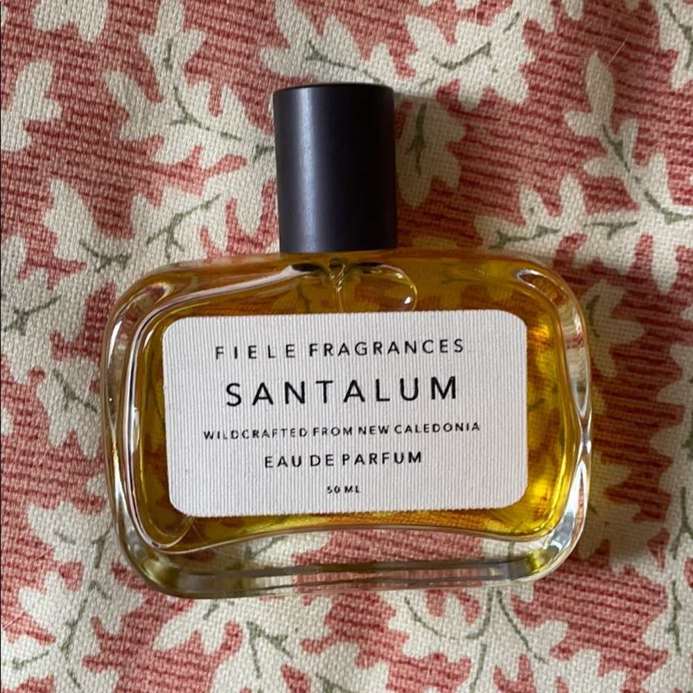 Fiele Santalum